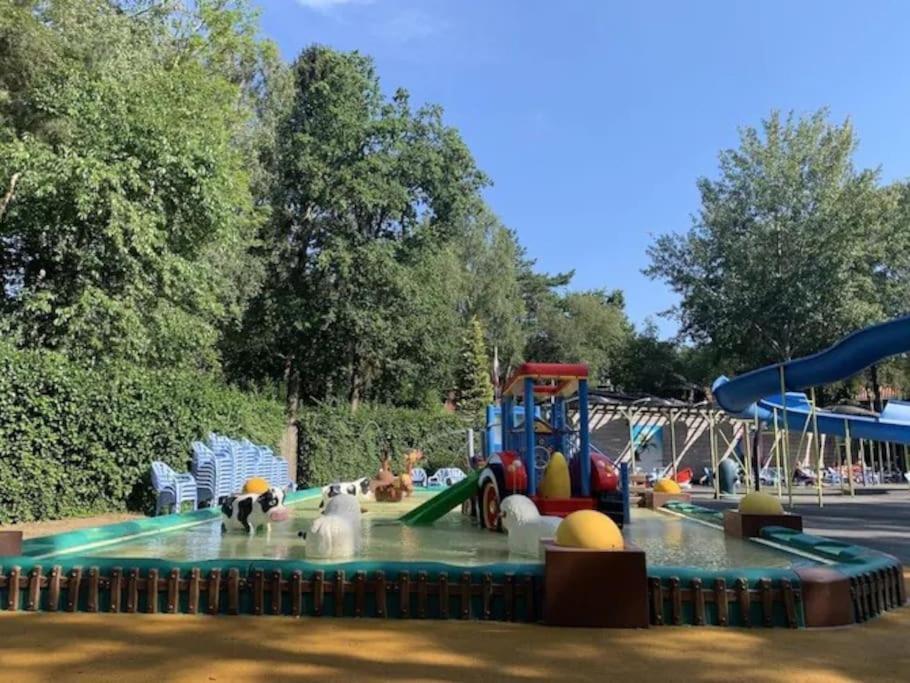 Te Huur: Leuke 4-Persoons Stacaravan Op Top Locatie! Hoenderloo Εξωτερικό φωτογραφία